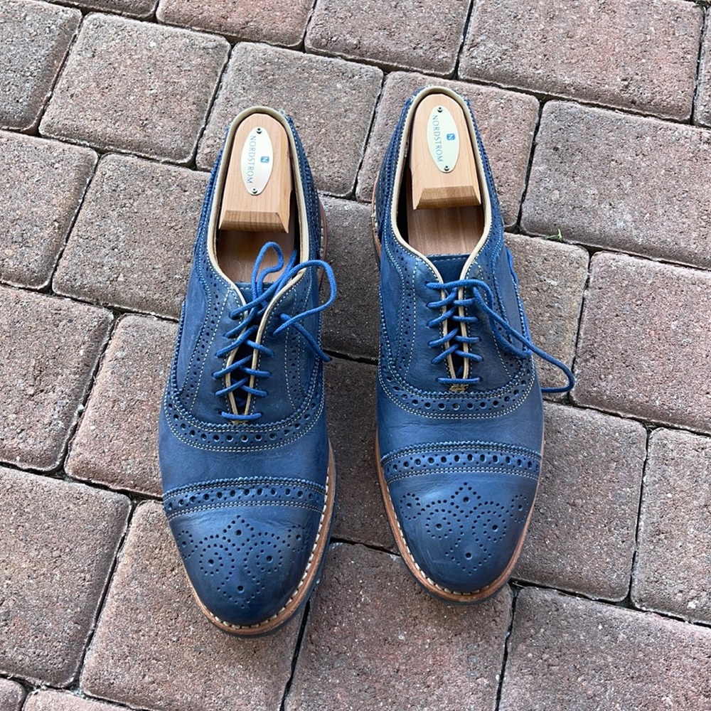 Allen Edmonds rush street navy with no tips